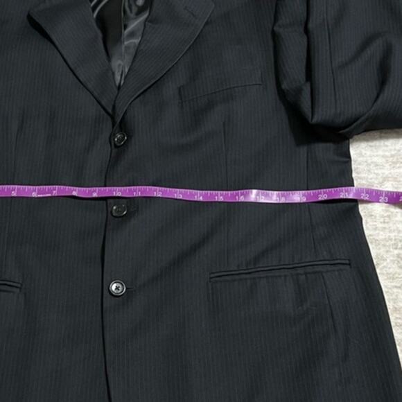 Kilburne & Finch Black Pin Stripe Three Button Sports Jacket, Size 42R - Picture 6 of 8